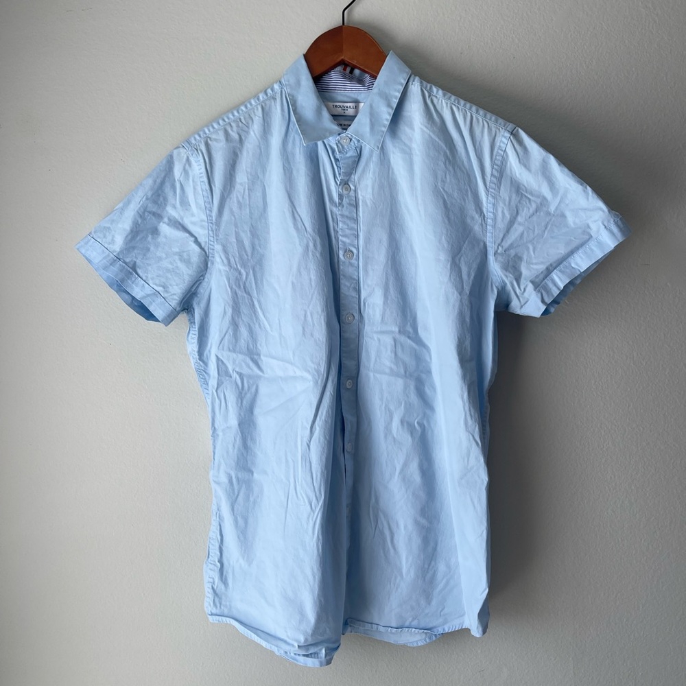 Trouvialle Paris men’s button up shirt with French flag detail